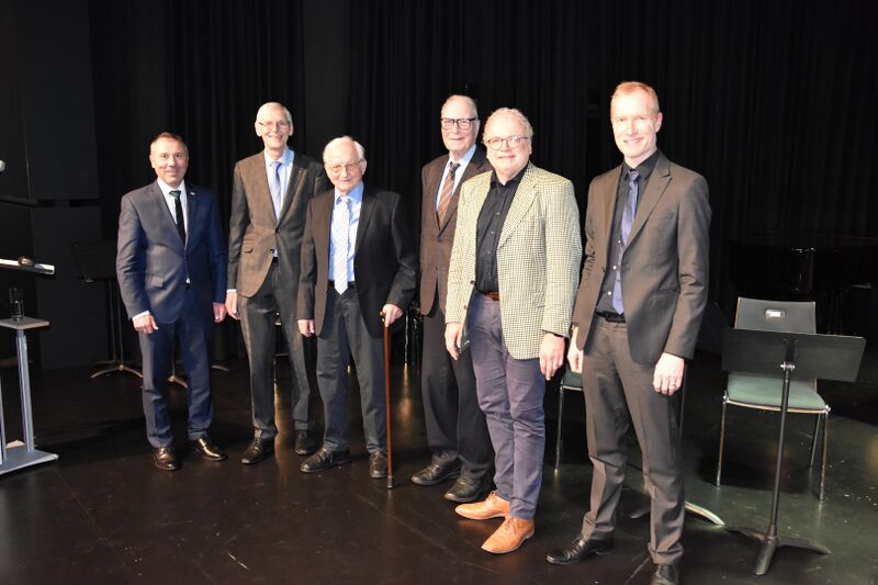 Datei:Verabschiedung Krispien - Konzert 01 (Groß).JPG
